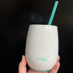 Swig 14 oz Stainless Steel Stemless Wine Tumbler White/Teal NWOB